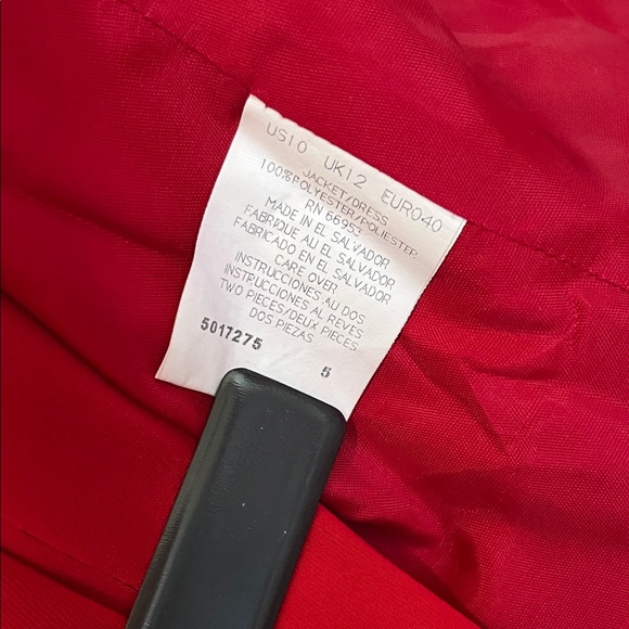 Elegant Red Women's Dress - Picture 14 of 14